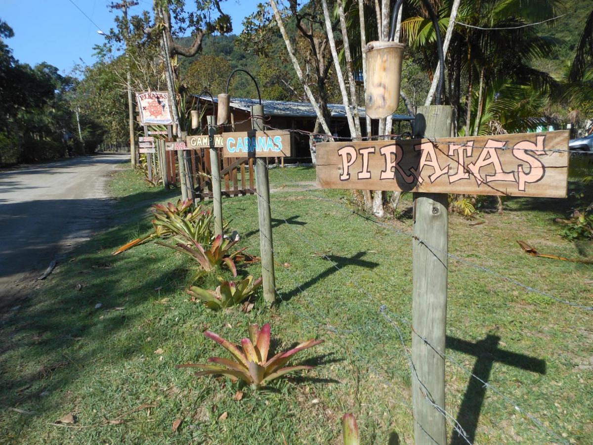 Piratas Cabanas Camping Bar 파라치-미링 외부 사진